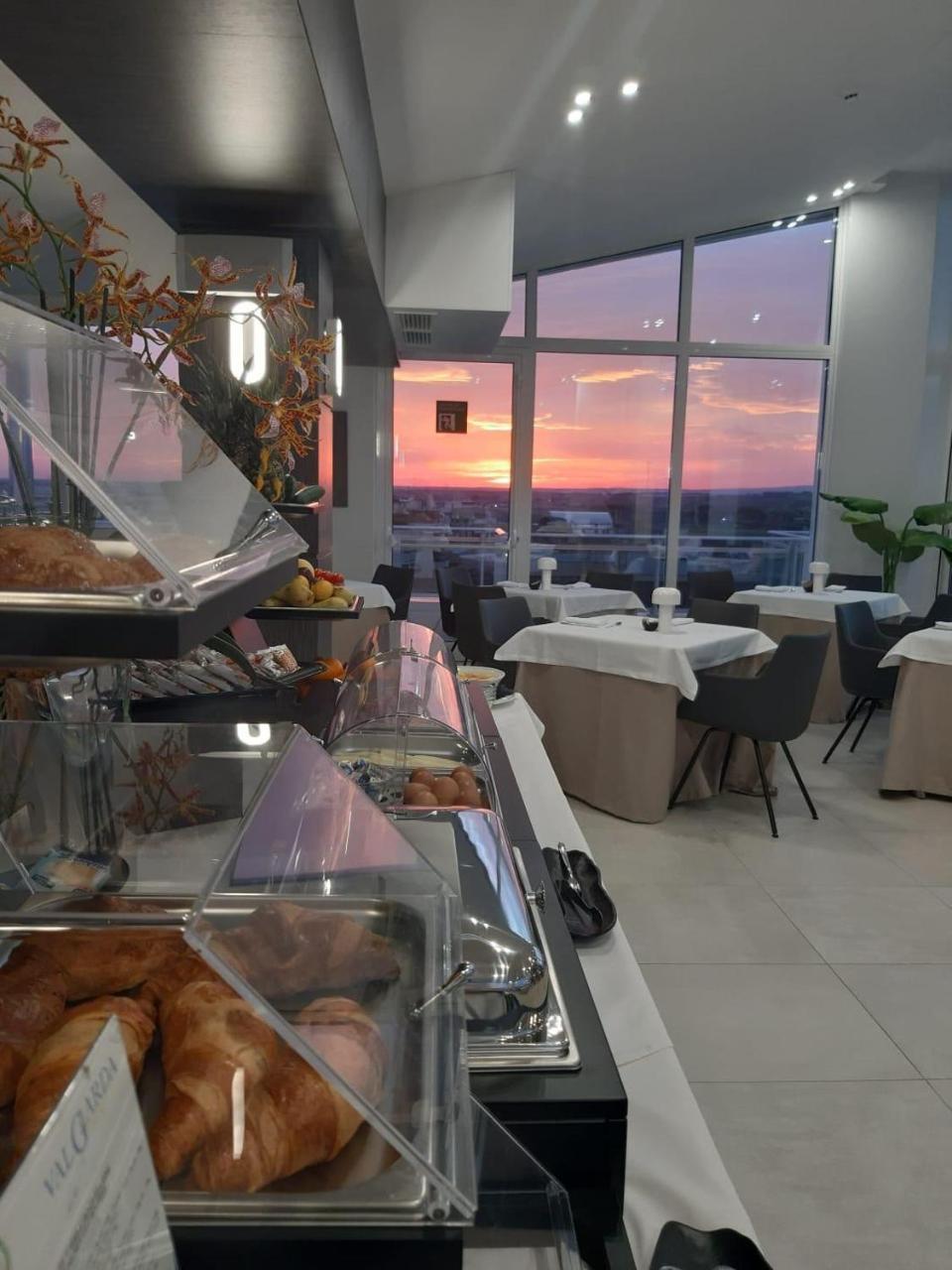 Grieco Business & Spa Hotel Cerignola Dış mekan fotoğraf